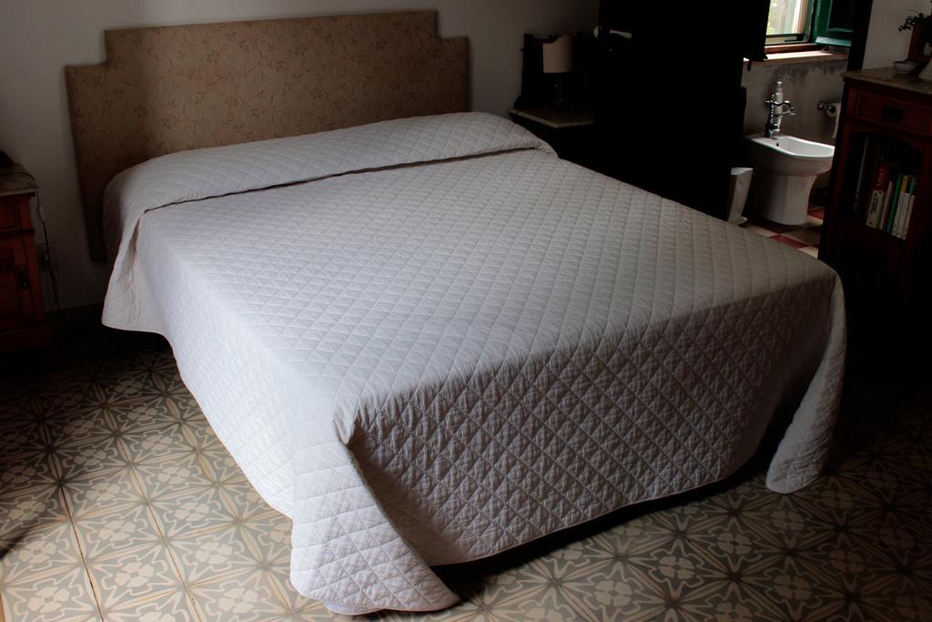 Bed and Breakfast Ai Cipressi Salemi Exterior foto
